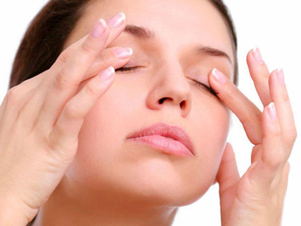 Убрать морщины вокруг глаз и подтянуть кожу под глазами. Для красивых глаз и хорошего зрения. Упражнения для кольцевой мышцы глаза.