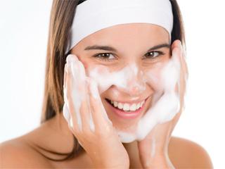 Что такое чистка мануальная кожи лица